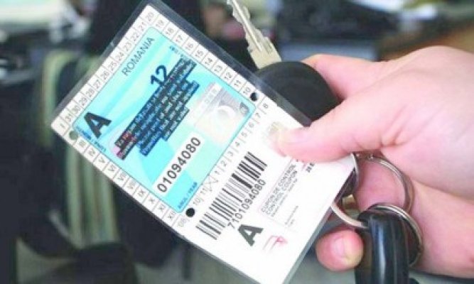 Numărul de înmatriculare înscris greşit pe rovinietă se poate corecta